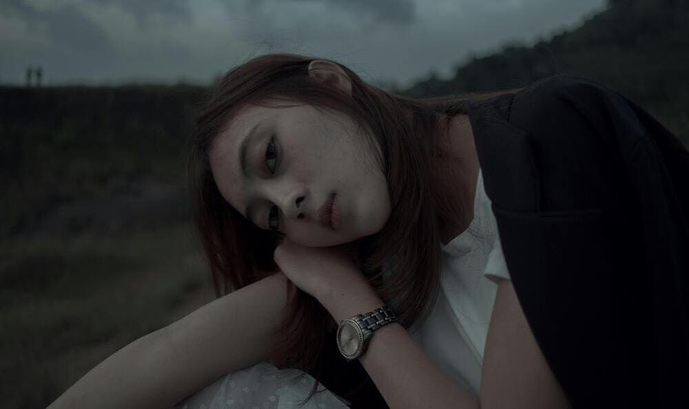 7 Tanda Seseorang Memiliki Jiwa Penyendiri Namun Hubungan Sosialnya Masih Kuat dan Sehat